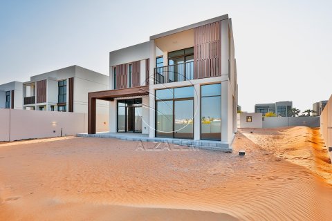 Villa de 4 chambres à Abu Dhabi, UAE No. 90270 15