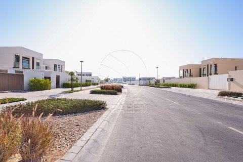 Villa de 4 chambres à Abu Dhabi, UAE No. 90269 11