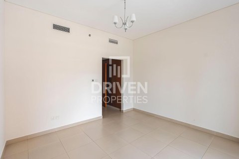 Apartment de 3 dormitorios en Dubai Internet City, UAE No. 190053 12