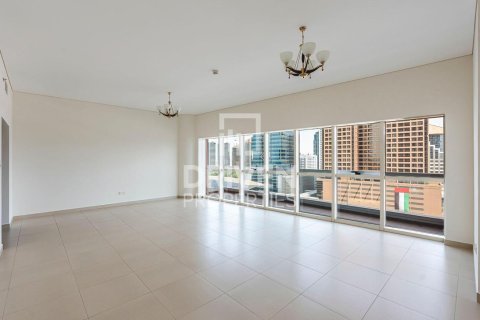 Apartment de 3 dormitorios en Dubai Internet City, UAE No. 190053 3