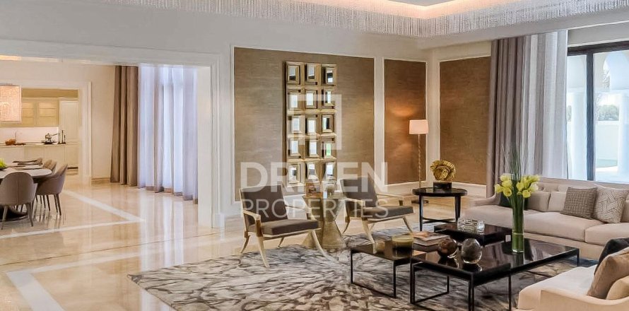 Villa de 6 dormitorios en District One, UAE No. 83905