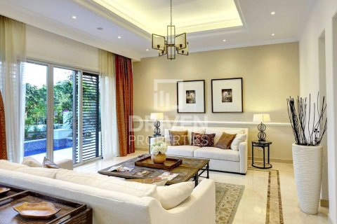 Villa de 6 dormitorios en District One, UAE No. 83905 3