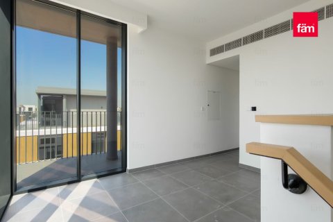 Вилла с 4 спальнями в Дубай, ОАЭ №140395 15