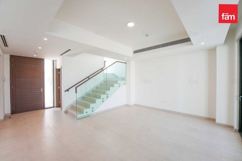 Вилла с 5 спальнями в Дубай, ОАЭ №140396 3