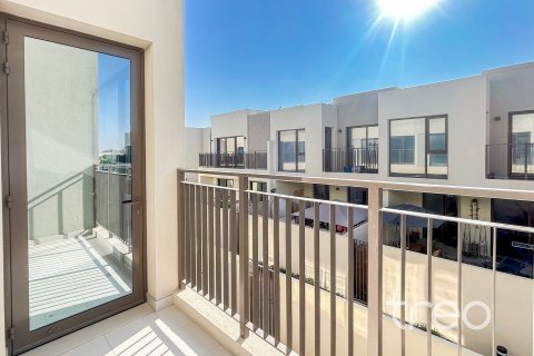 Townhouse de 3 dormitorios en Dubai South (Dubai World Central), UAE No. 174243 12