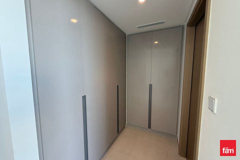 Villa de 3 dormitorios en Dubai, UAE No. 149468 8