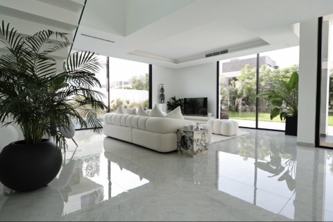 5 bedrooms Villa in Wadi Al Safa 3, UAE No. 203509