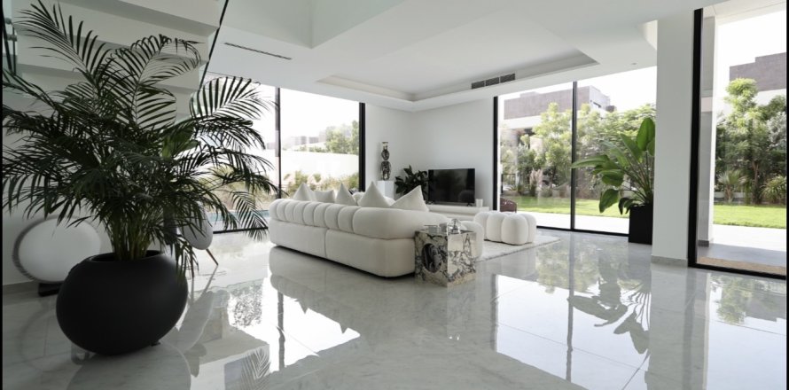 5 bedrooms Villa in Wadi Al Safa 3, UAE No. 203509