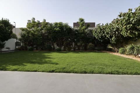 5 bedrooms Villa in Wadi Al Safa 3, UAE No. 203509 4