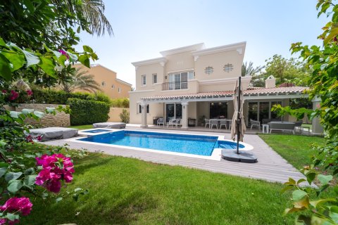 4 bedrooms Villa in Discovery Gardens, UAE No. 203514
