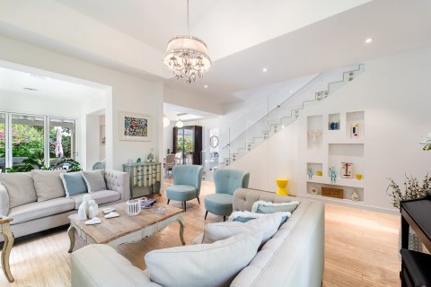 4 bedrooms Villa in Discovery Gardens, UAE No. 203514 6