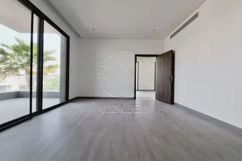 3 bedrooms Townhouse No. 127871 2