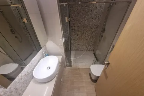 Studio Apartment No. 127866 2