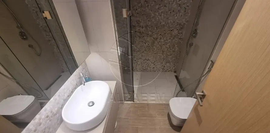 Studio Apartment No. 127866