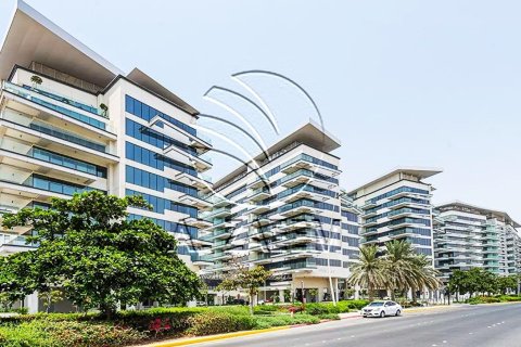 Studio Apartment No. 127866 3