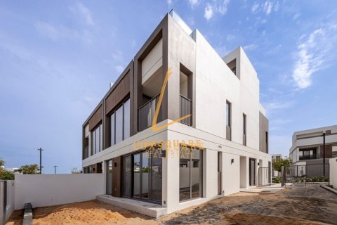 Townhouse de 3 dormitorios en Tilal Al Ghaf, UAE No. 141040 8