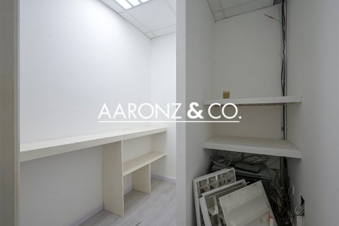 Office de 93m² à Sheikh Zayed Road, UAE No. 141044 12