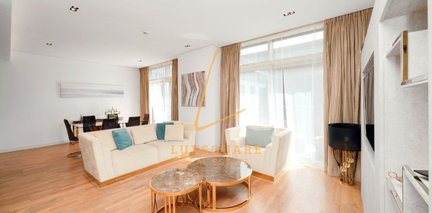 Квартира с 2 спальнями в Аль-Васл, ОАЭ №141042