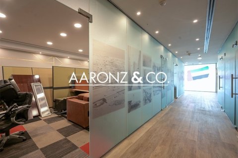 Office de 258m² à Sheikh Zayed Road, UAE No. 141045 11