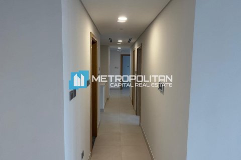 2 bedrooms Apartment in Al Reem Island, UAE No. 142879 8