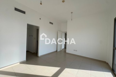 Квартира с 3 спальнями в Zahra Apartments, ОАЭ №167659 4