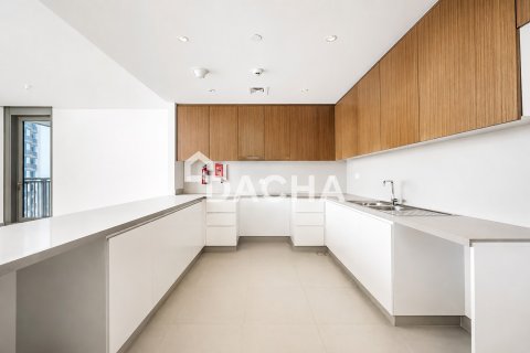 Квартира с 3 спальнями в 5242, ОАЭ №167662 5