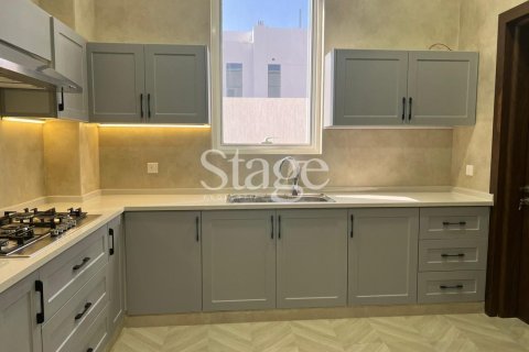 Villa de 4 dormitorios No. 131101 19