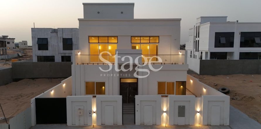 Villa de 4 dormitorios No. 131101