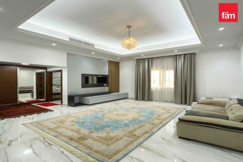 Villa de 3 dormitorios en Dubai, UAE No. 100057 12