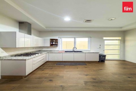 Villa de 3 dormitorios en Dubai, UAE No. 100057 7