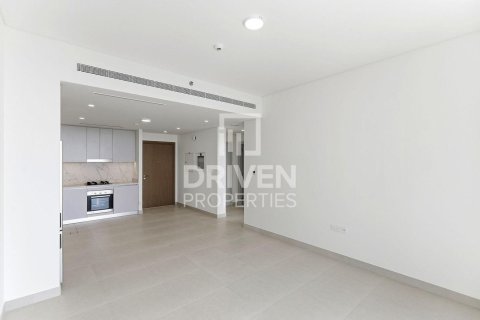 Квартира с 1 спальней в EMAAR Beachfront, ОАЭ №192468 6