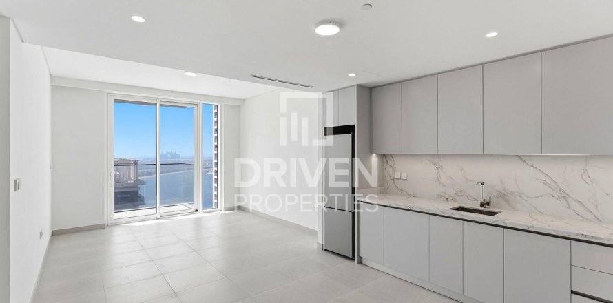 Квартира с 1 спальней в EMAAR Beachfront, ОАЭ №192468
