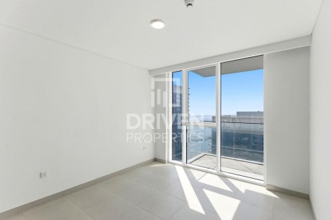 Квартира с 1 спальней в EMAAR Beachfront, ОАЭ №192468 7