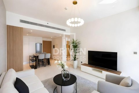Квартира с 1 спальней в EMAAR Beachfront, ОАЭ №192465 4