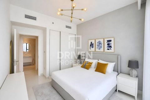 Квартира с 1 спальней в EMAAR Beachfront, ОАЭ №192465 5
