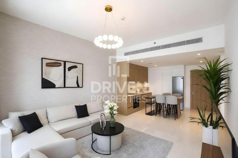 Квартира с 1 спальней в EMAAR Beachfront, ОАЭ №192465