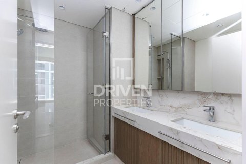 2 bedrooms Apartment in EMAAR Beachfront, UAE No. 192469 12