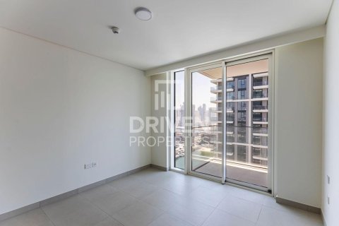 2 bedrooms Apartment in EMAAR Beachfront, UAE No. 192469 4