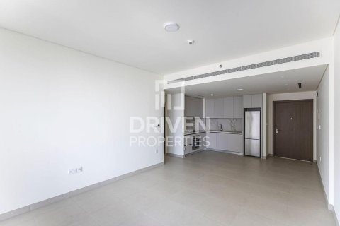 2 bedrooms Apartment in EMAAR Beachfront, UAE No. 192469 6