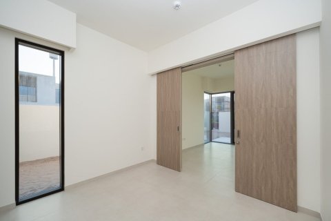 4 bedrooms Townhouse in The Valley, UAE No. 140048 16