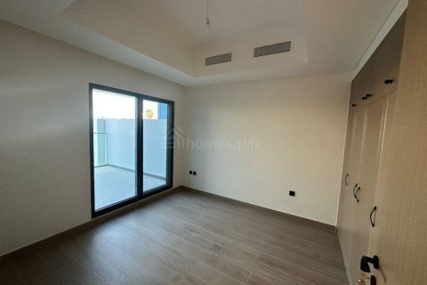 5 bedrooms Townhouse in Damac Lagoons, UAE No. 140049 14