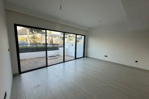 5 bedrooms Townhouse in Damac Lagoons, UAE No. 140049 20