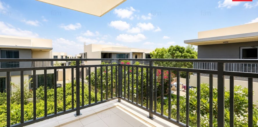 Townhouse de 4 dormitorios en Dubai Hills Estate, UAE No. 168736