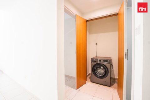 1 bedroom Apartment in Business Bay, UAE No. 168739 8