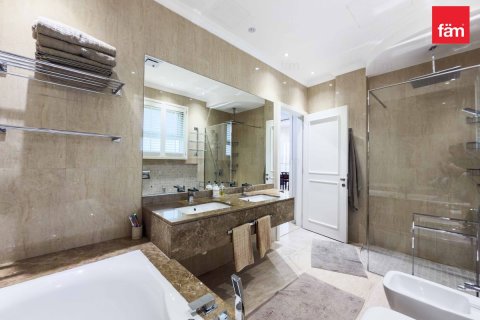 5 bedrooms Villa in Dubai, UAE No. 168740 16