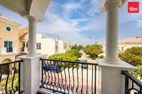 5 bedrooms Villa in Dubai, UAE No. 168740 12
