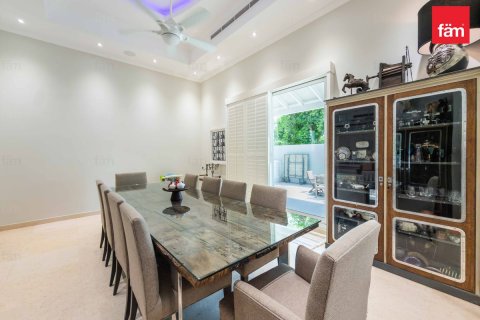 5 bedrooms Villa in Dubai, UAE No. 168740 9