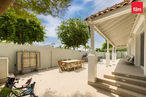 5 bedrooms Villa in Dubai, UAE No. 168740 3
