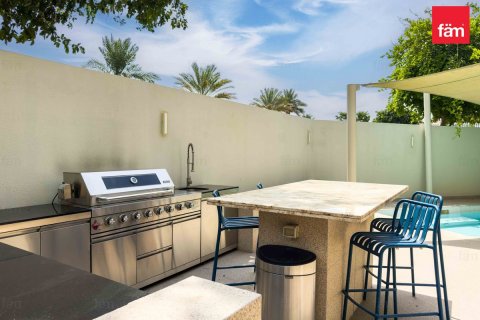 5 bedrooms Villa in Dubai, UAE No. 168740 14