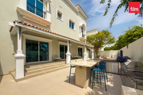5 bedrooms Villa in Dubai, UAE No. 168740 4